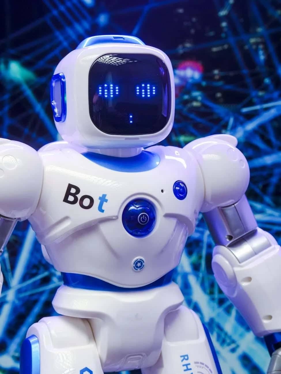 white robot action figure: Best free AI software